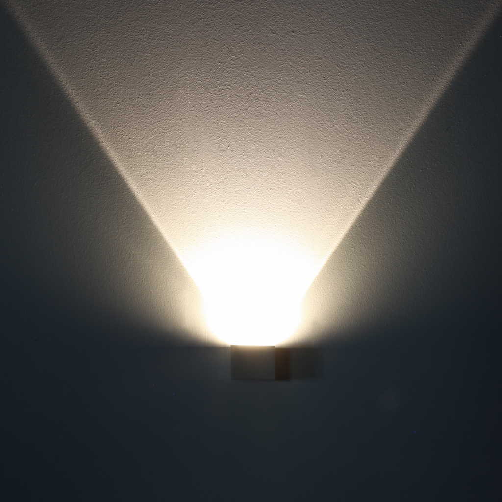 Wandleuchte Wall Light Cube, 3000K, 230V, IP65 für die Wandmontage im Außenbereich